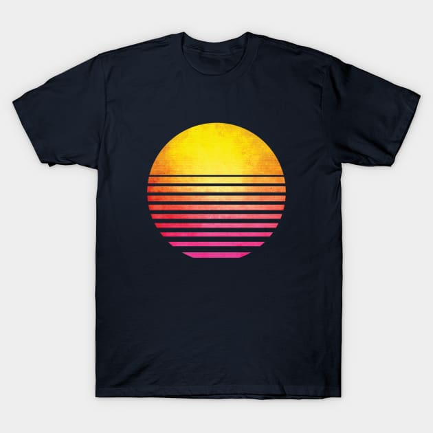 Synthwave Outrun Retro Sun Sunset T-Shirt by GWENT